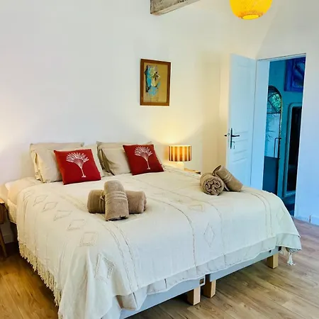 Bastide St Michel - Bottom Of For Rent 11 People * カシ